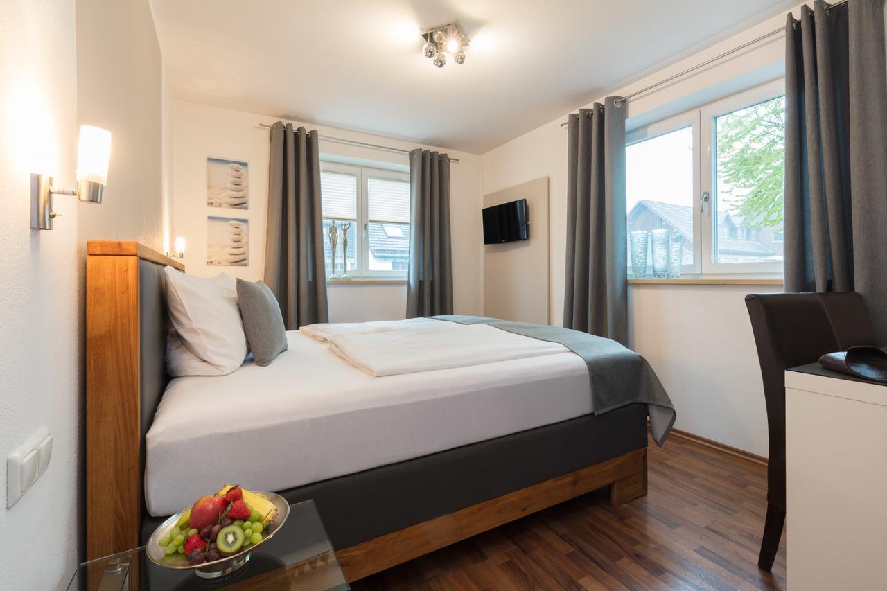 Rosa Hotel 3*